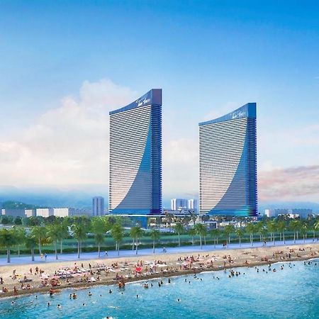 Orbi City Suite Batumi Bagian luar foto