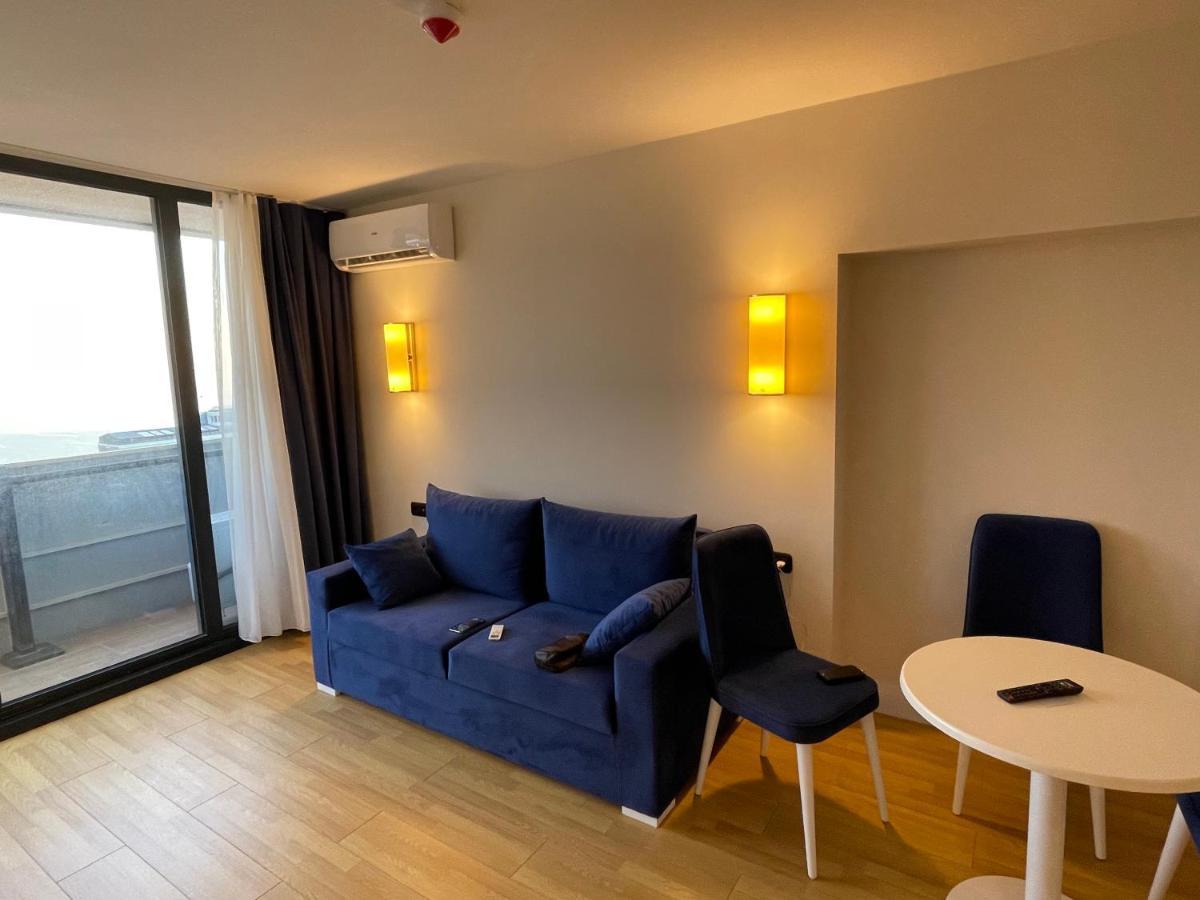 Orbi City Suite Batumi Bagian luar foto